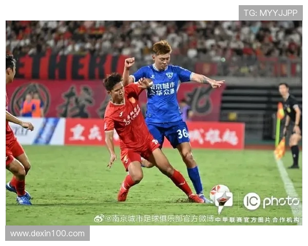 中甲半场战报：董洪麟进球南京城市1-0领先青岛红狮